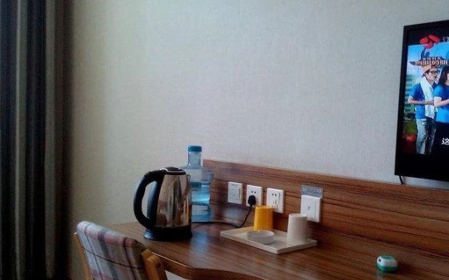 Eaka 365 Hotel Xingtang Xiqiaotou Branch