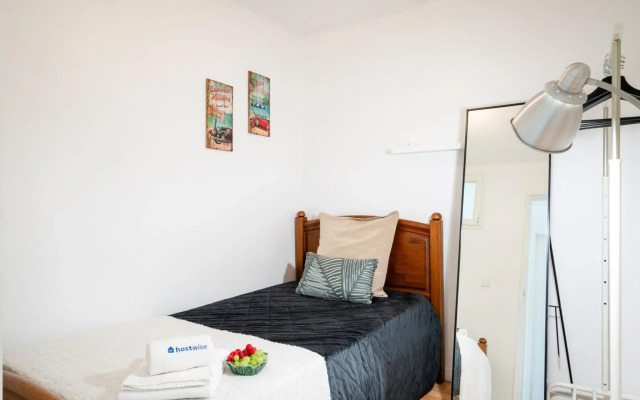 Large Flat w/ Terrace | Ace Location @ Aliados