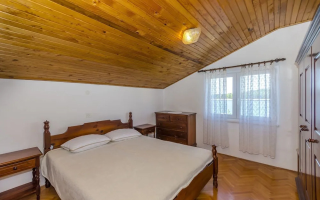 Apartments Josip