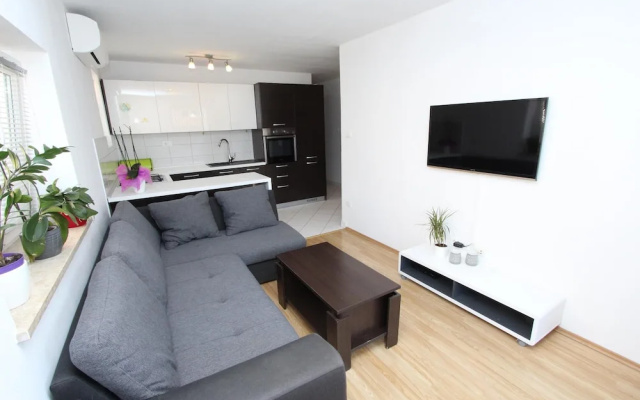 Apartments Tena