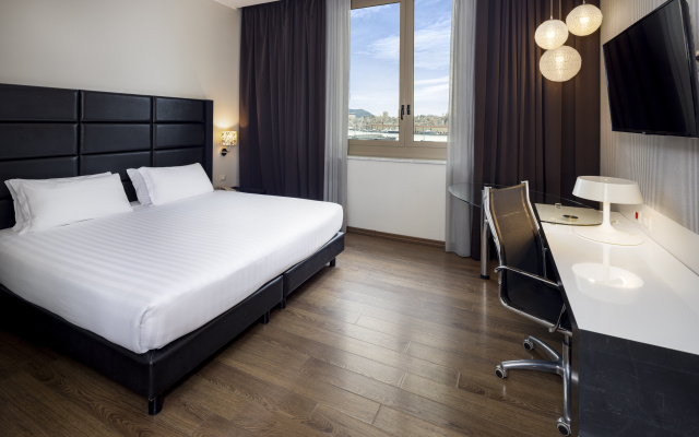 Holiday Inn Genoa City by IHG