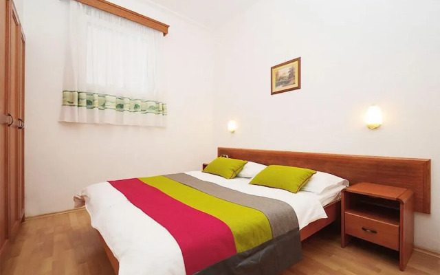House Adrijana