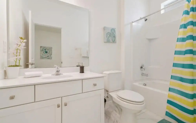 Harmony Ensuite Room  Shared Home No Car