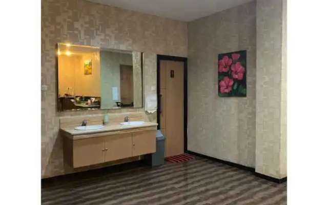 LUKE'S HOTEL Mamuju