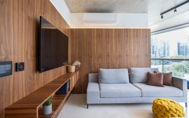 Float by Yoo