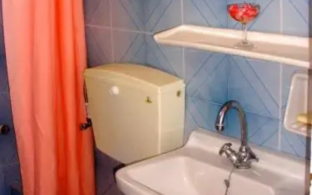 Rafeleti Rooms