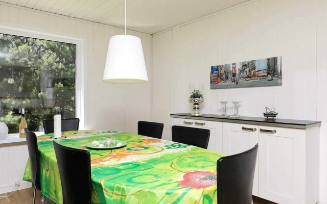 Cozy Holiday Home in SÃ¦by near Sea