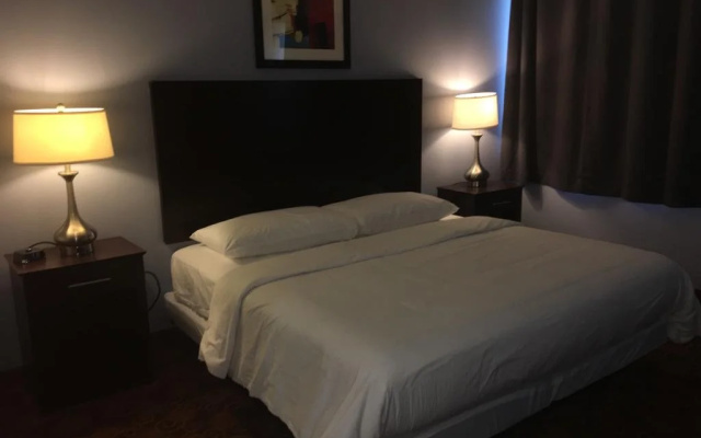 AMCO Hotel and Suites Austin