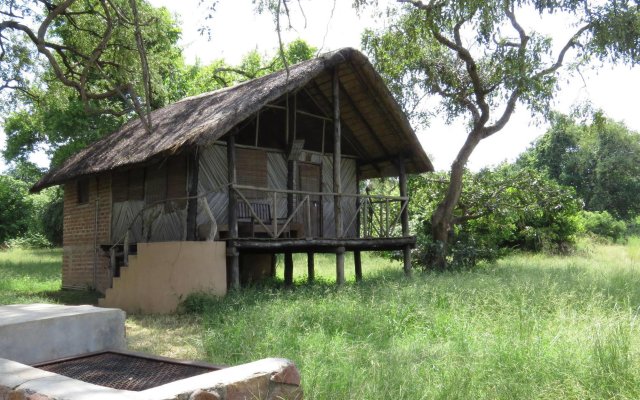 Croc Valley Camp in South Luangwa National Park, Zambia from 61$, photos, reviews - zenhotels.com hotel front