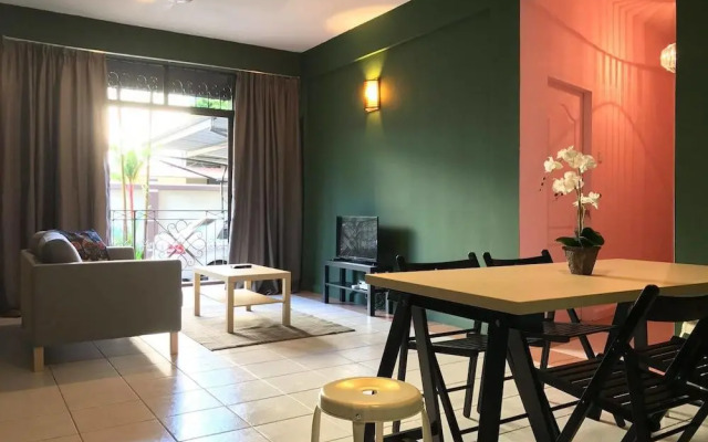 Elopura Vacation Apartment