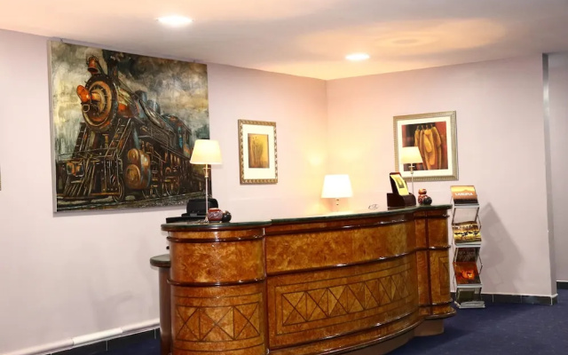 The Clan Suites
