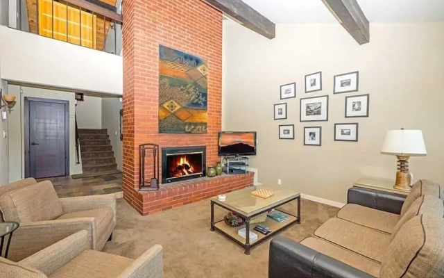 2130 Monterey Drive 4 Bedroom Home by RedAwning
