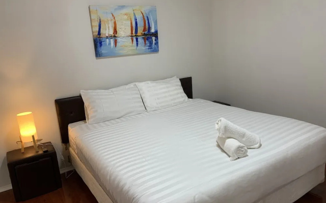 Torrumbarry Motel