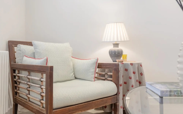 Stunning 3 Bedroom Apartment in South London