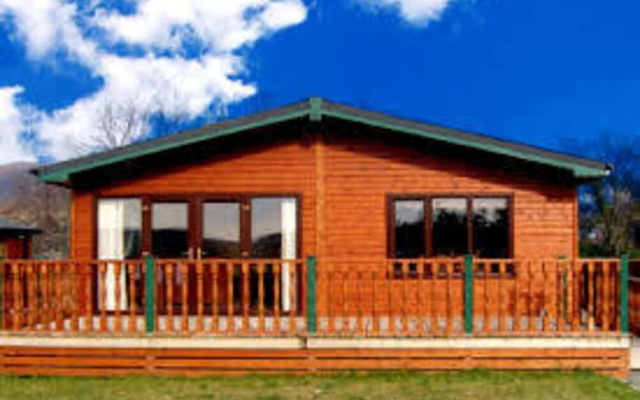 Stunning 4 Bedlog Cabin in Kerrykeel - Sleeps 10
