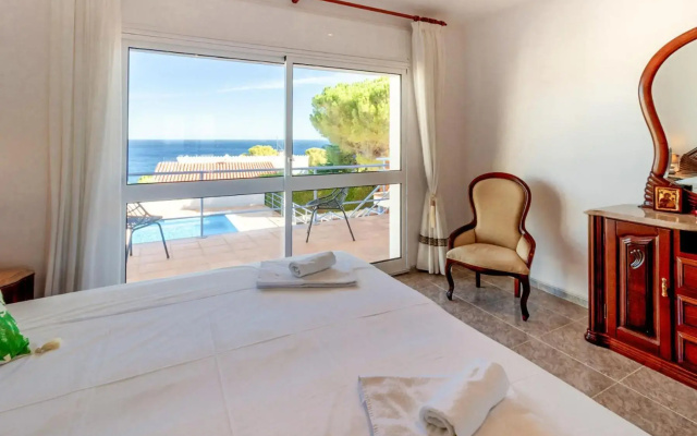 FENER DE DALT 89 Magnífica casa con piscina y vistas