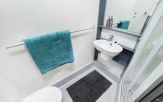 Modern Studios and Ensuite rooms with Shared Kitchen at Chapter Islington Student Accommodation