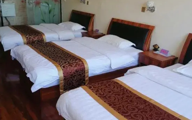 YuJu Hotel