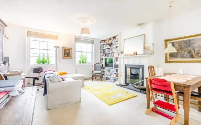 Modern 2 Bedroom Flat in Clerkenwell