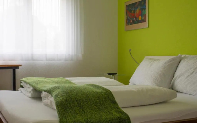 B&B perron13