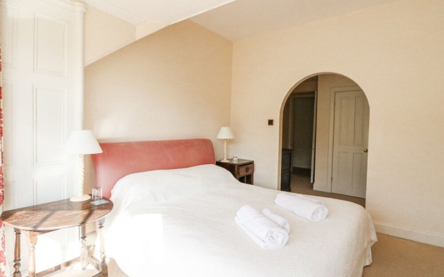 Camisky Lodge