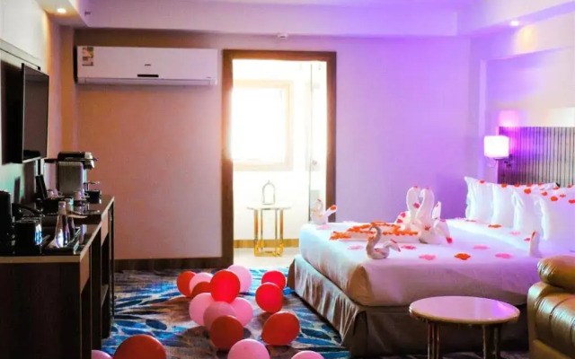 Season Star Hotel
