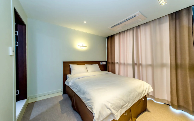 Sunrise Hotel Jungmun