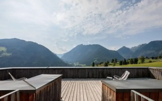 Lush Apartment With Private Sauna
