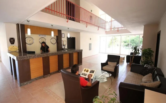 Savrose Suite Hotel