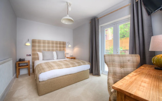 Number Four Boutique Hotel