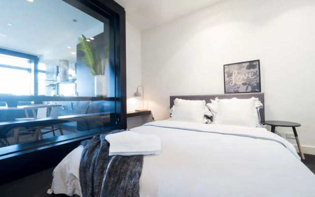 LittleStay Collection - Lilli