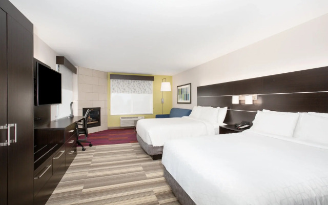 Holiday Inn Express & Suites Lincoln City by IHG