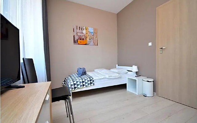 G'HOSTEL