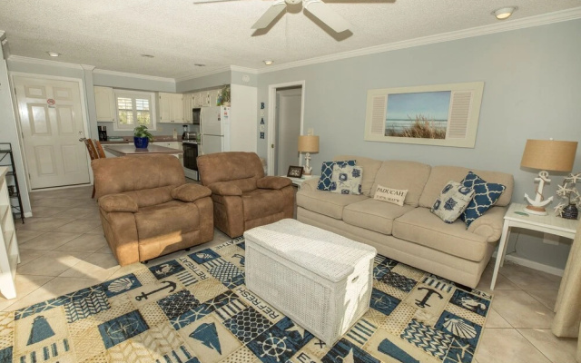 Sandpiper Cove 2119 1 Bedroom Condo by RedAwning