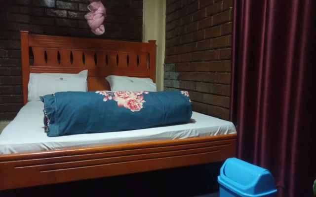 Room in Lodge - Plastic Bottles House