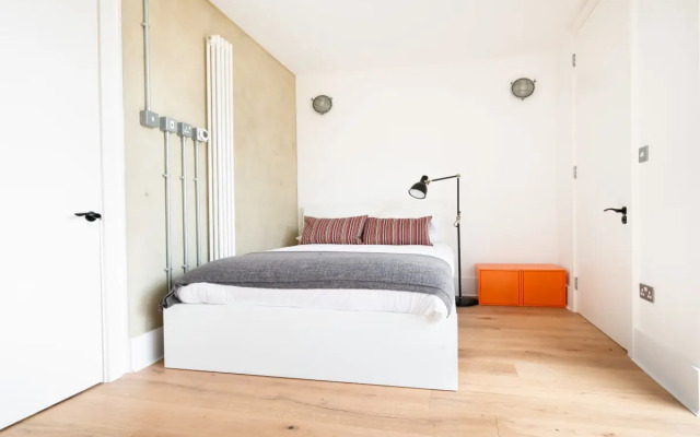 The Bethnal Green Escape - Modern & Bright 1BDR Apartment