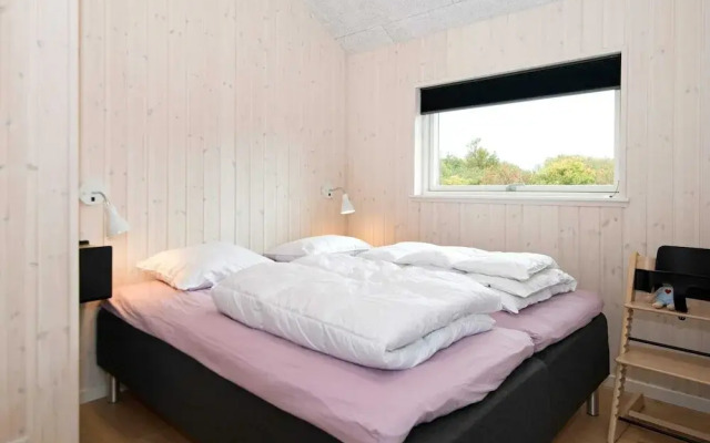 10 Person Holiday Home in Romo