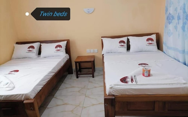 Flamingo Hotel Bombolulu