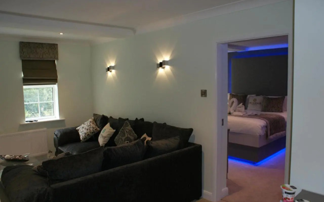 The Avenue Hotel Ltd