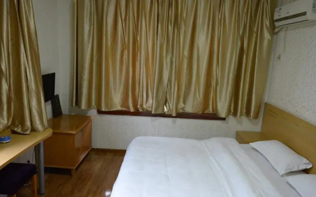Chengdu Airport First Class Business Hotel