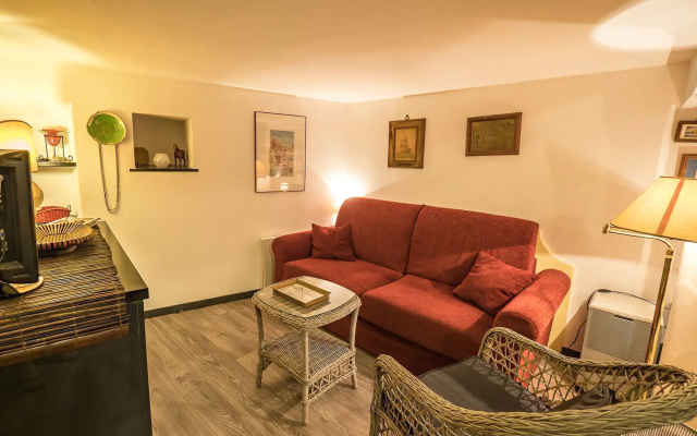 Petrella's Point Studio with AC