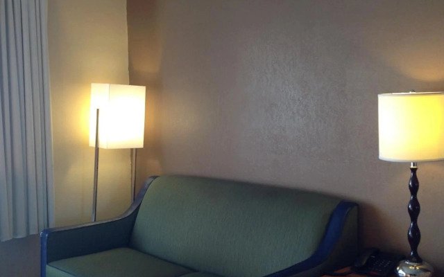 Diamond Inn and Suites