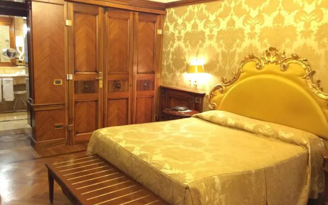 Canaletto Luxury Suites - San Marco Luxury