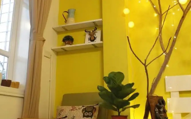 Hanoi Lake View Homestay