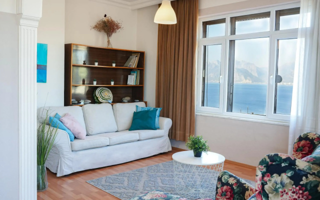 Mavi Avlu Old Town Apartments