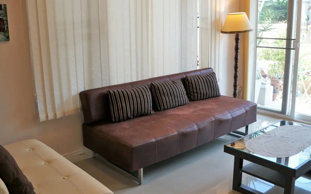 Nantaram Road Guest House