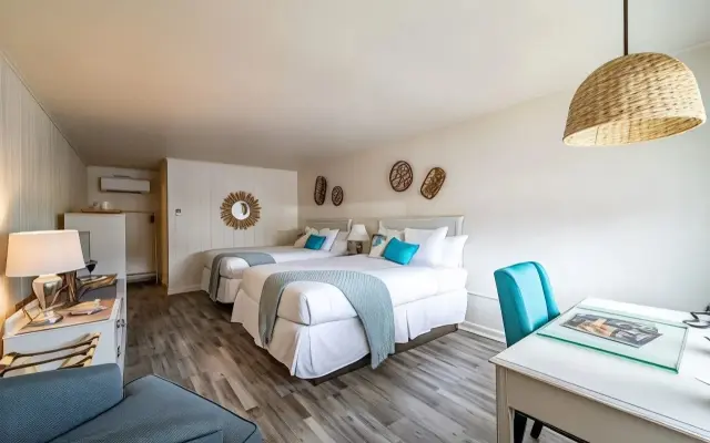 Ocean Glass Inn
