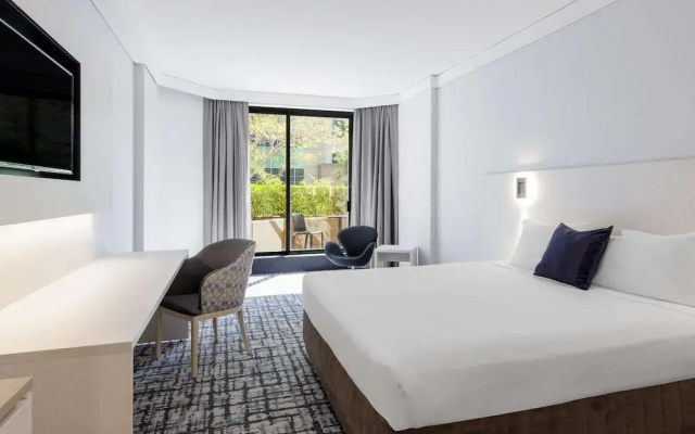 Carlton Crest Hotel Sydney
