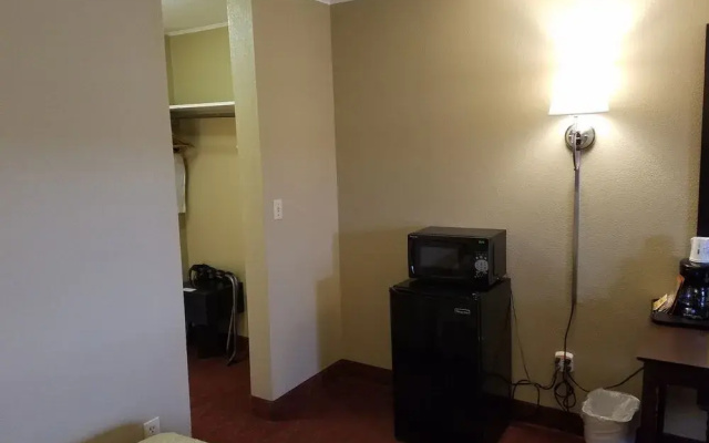 Quality Inn Poughkeepsie (Ex. Days Inn by Wyndham Poughkeepsie)