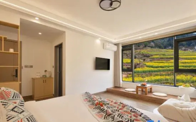 Wuyuan Shanli Hanshe Homestay (Huangling Scenic Area Store)